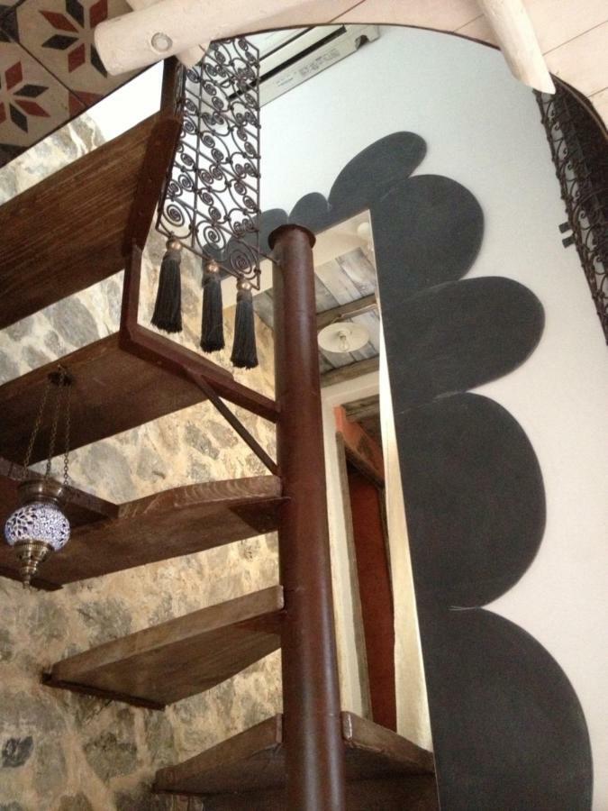 Soqquadro Art&Relax - Spotorno Apartment Exterior photo
